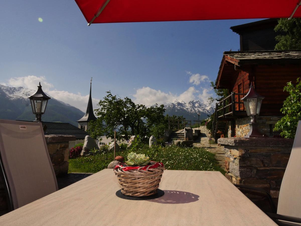 Hotel Alpenblick Zeneggen Bagian luar foto